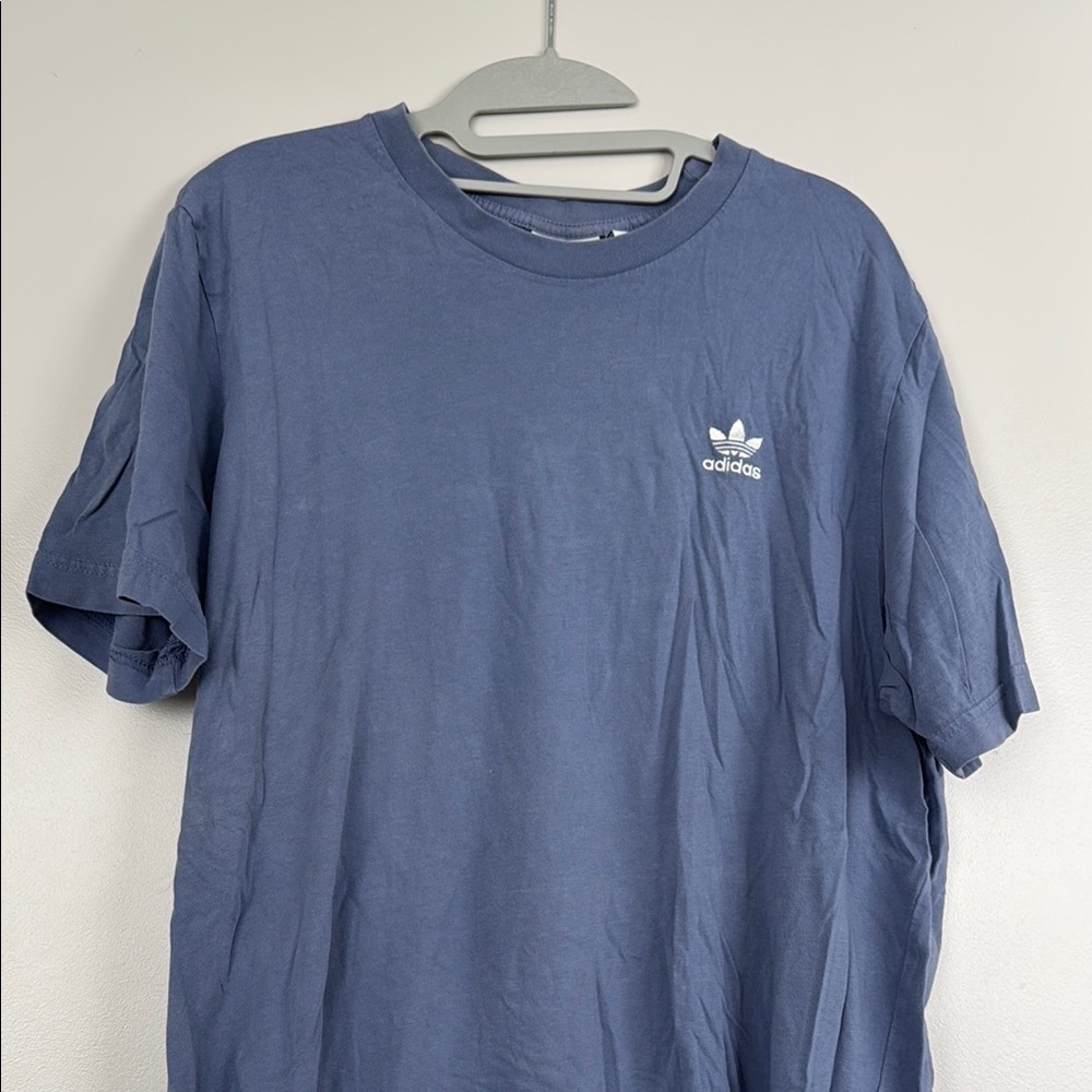 Like New Adidas Periwinkle Short Sleeve Y-Shirt, Size L